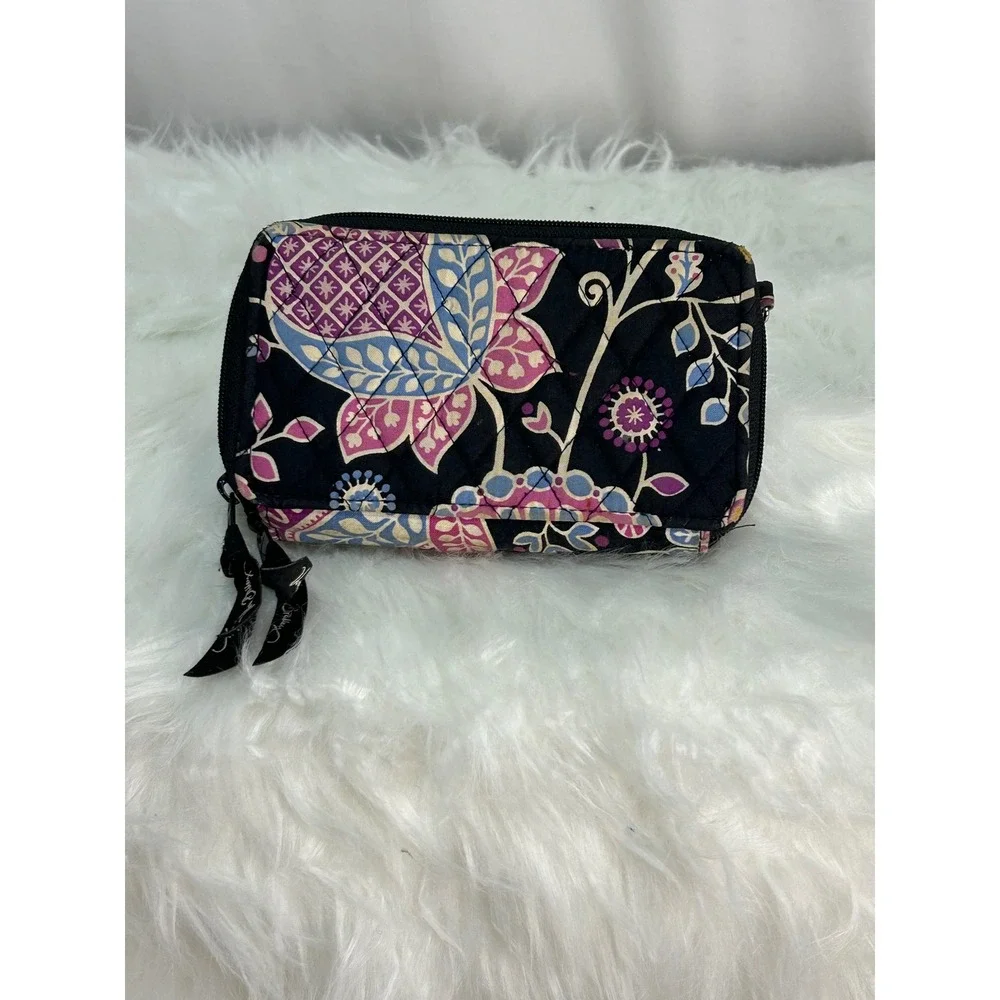 Vera Bradley Quilted Wallet Floral Black Purple Snap Flap‎ Zip Around